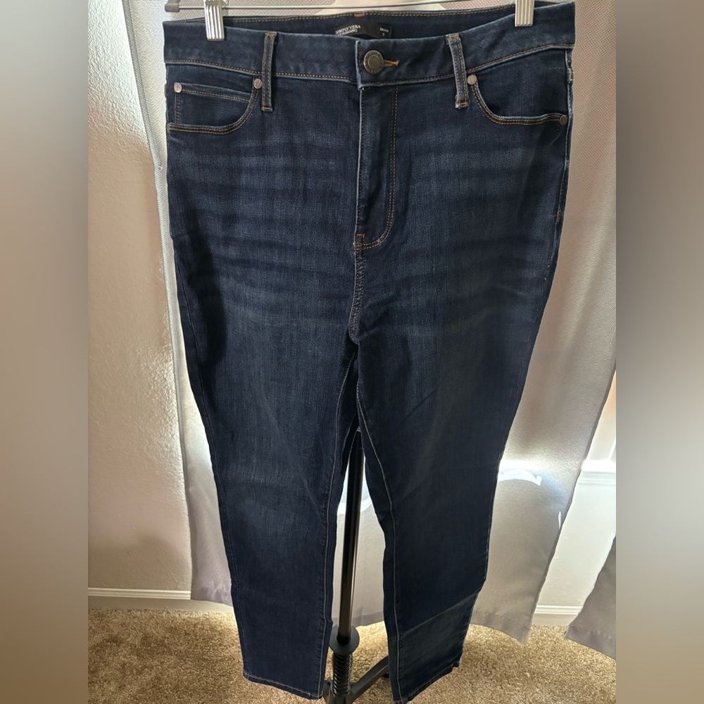 Simply Vera Vera Wang women’s skinny Jeans